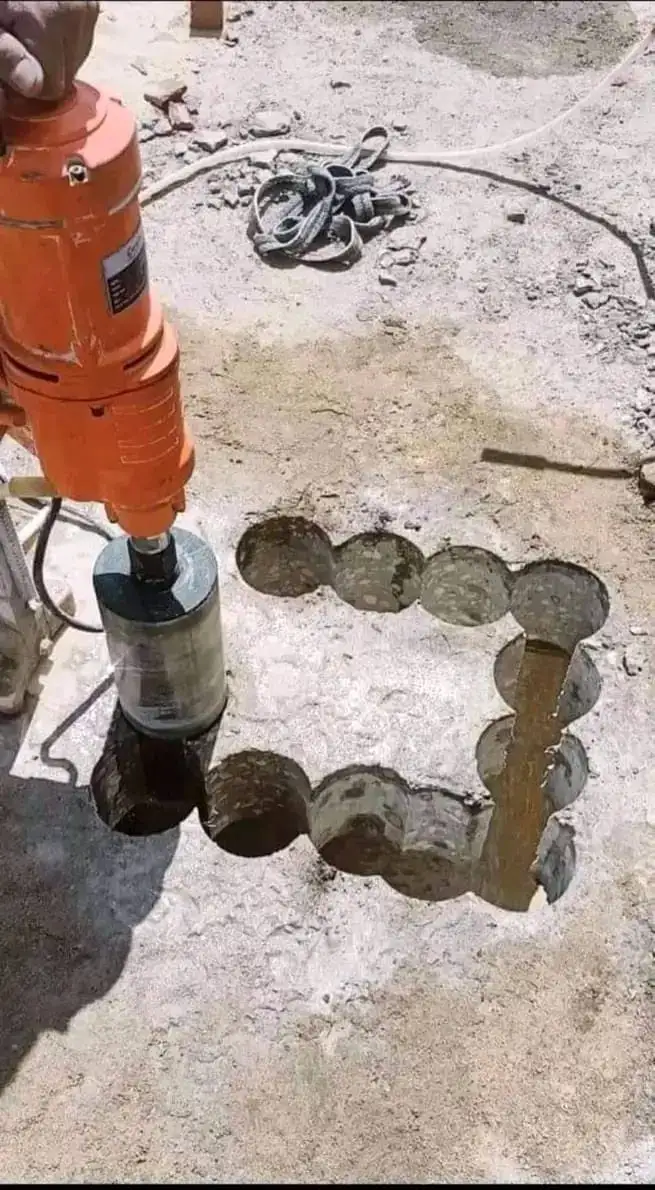 فتحة أرضية نظيفة بتخريم كور مع حماية التشطيب. - كور دريل مصر لقص وتخريم الخرسانة