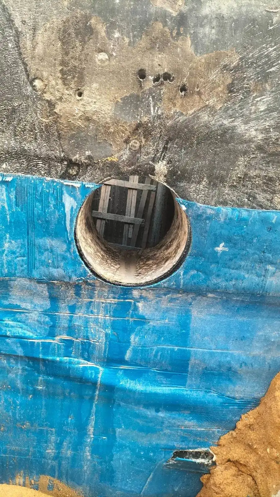 فتحات مواسير كبيرة بأقطار دقيقة دون شروخ. - كور دريل مصر لقص وتخريم الخرسانة