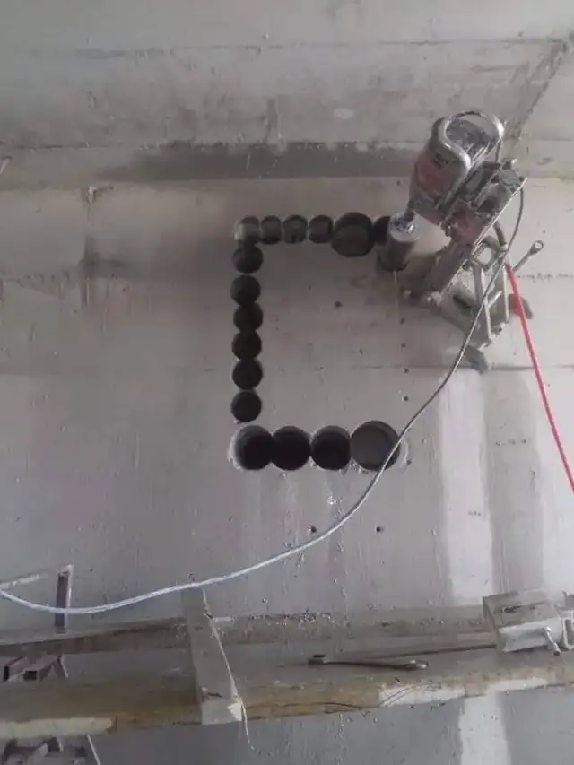 صورة توضيحية لمقال قص الأسقف الخرسانية بالواير سو 2026: حلول للأحمال العالية عن قص وتخريم الخرسانة بالكور دريل