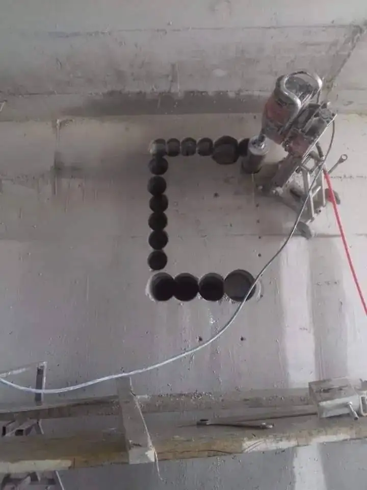 فتح فتحة علوية مستطيلة للأعمال الميكانيكية والكهربائية. - كور دريل مصر لقص وتخريم الخرسانة