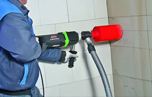 صورة توضيحية لمقال تشطيب وترميم الفتحات 2026: استعادة القوة والشكل عن قص وتخريم الخرسانة بالكور دريل